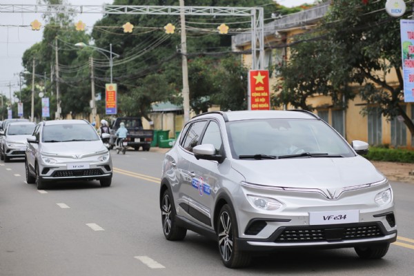 Hãng taxi Việt: Chọn VF e34 giảm 37% chi phí vận hành